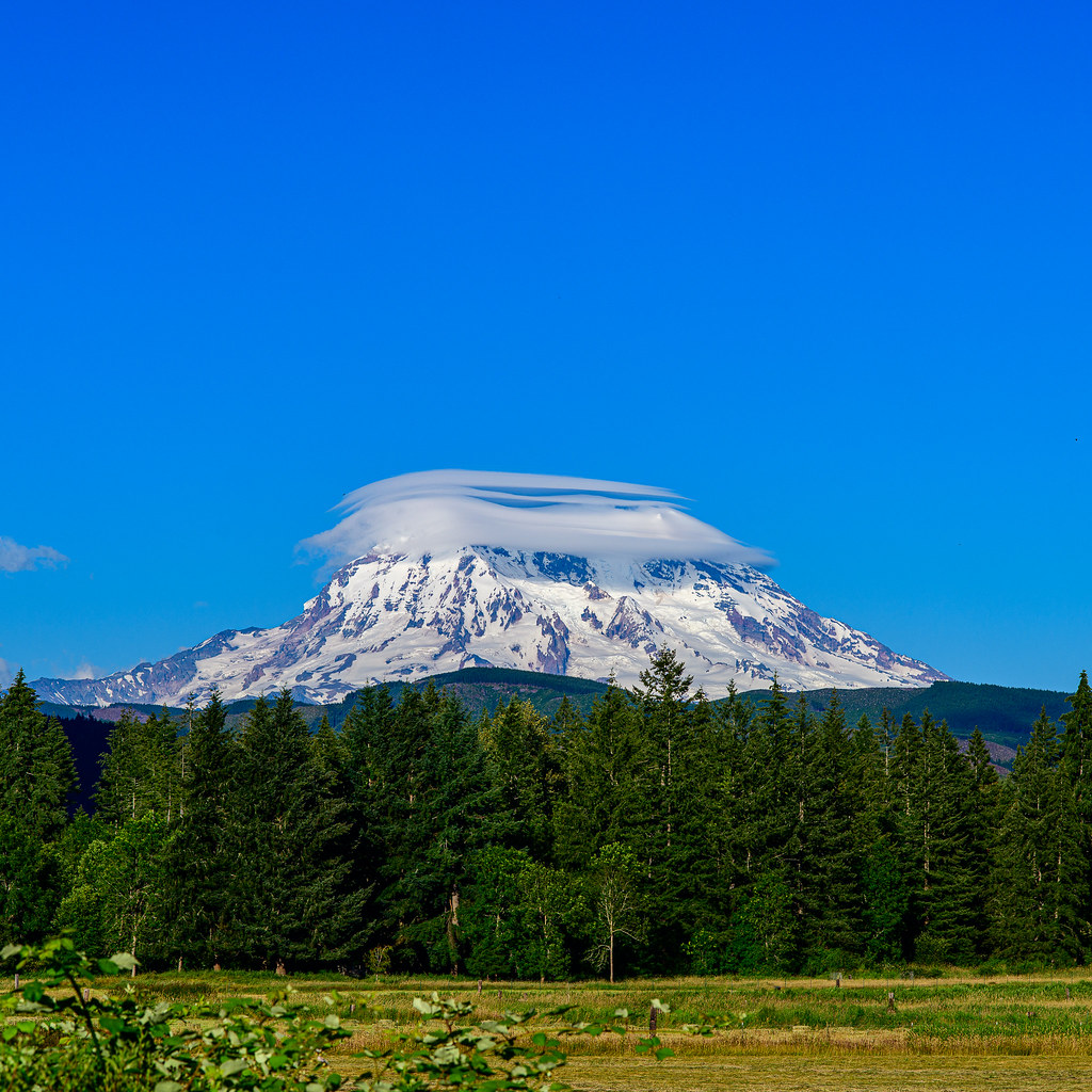 Rainier, Mountain of Many Hats