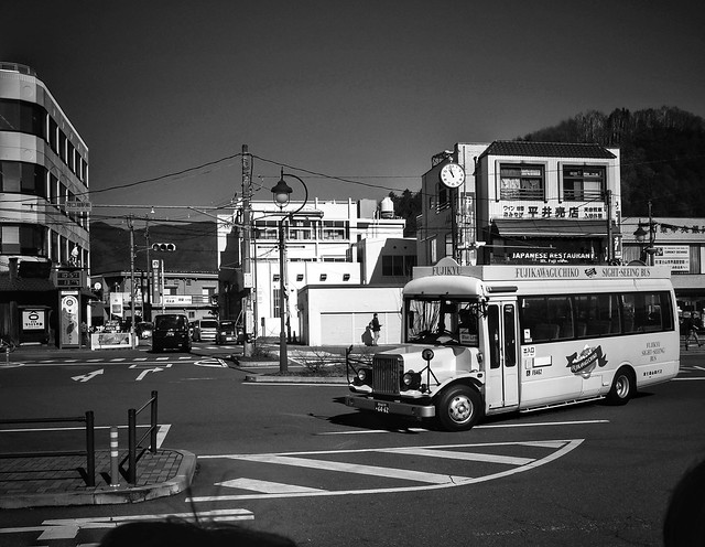 Fujikawaguchiko sight seeing bus
