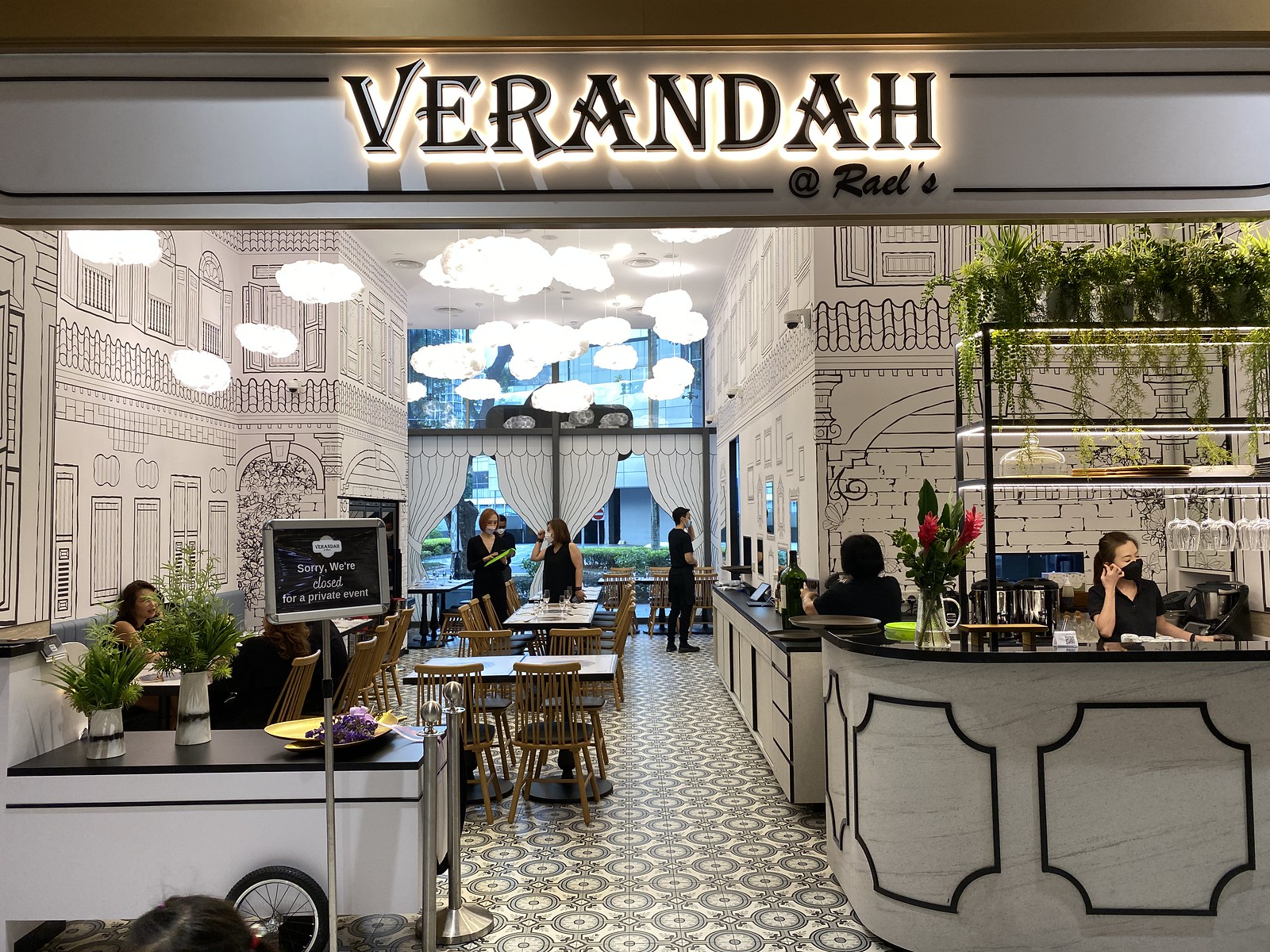 VerandahRestaurant-2