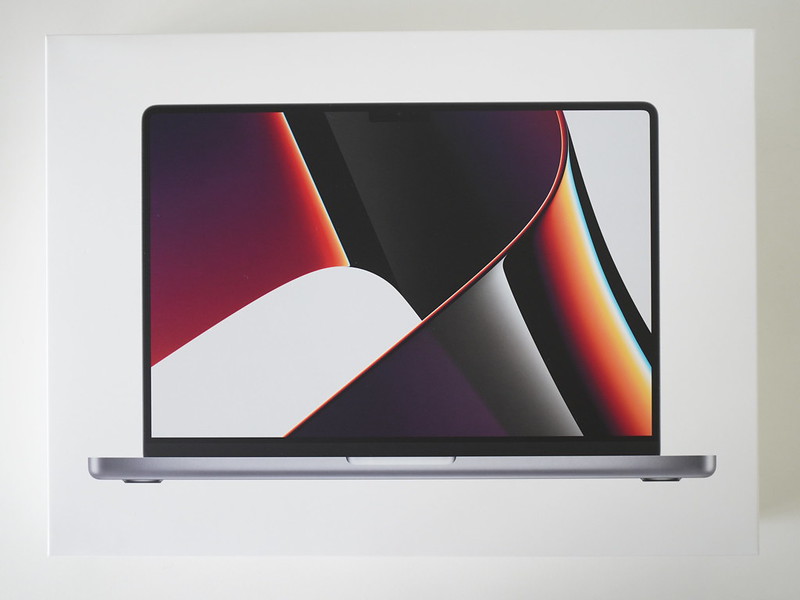Apple MacBook Pro 14 Inch (2021) - Box Front