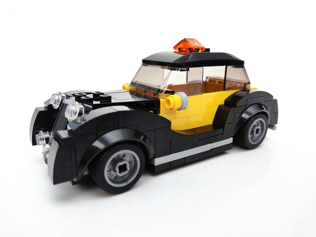 LEGO Vintage Taxi (40532)