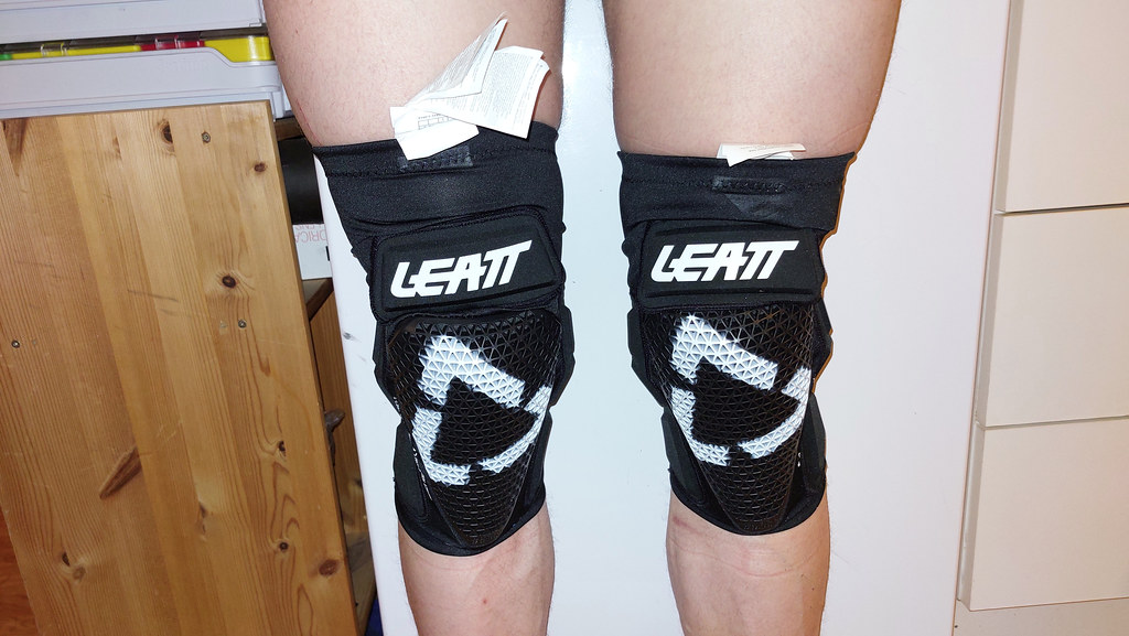 Leatt AirFlex Pro Knee