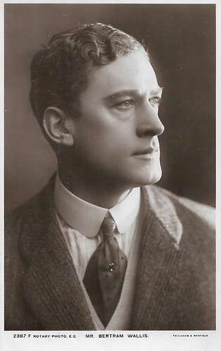 Bertram Wallis