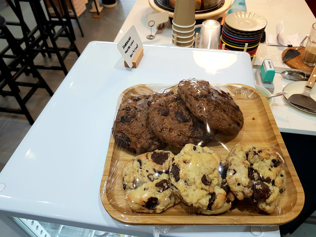 巧克力曲奇餅 Chocolate Chip Cookies @ 16 degrees coffee & grocer USJ16