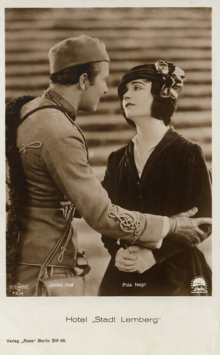James Hall and Pola Negri in Hotel Imperial (1927)