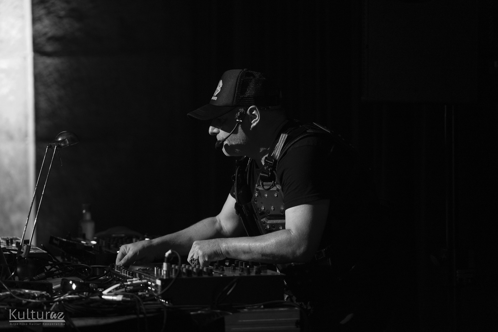 DJ festa | CHIMO BAYO