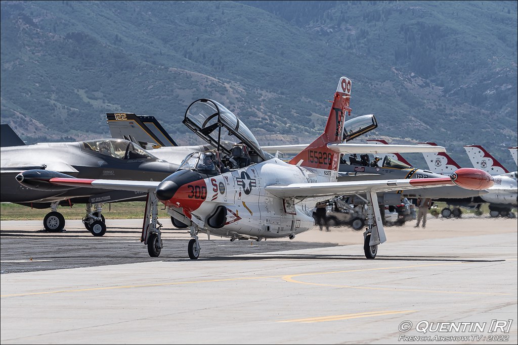 Heritage Flight T-2C Buckeye Warriors Over The Wasatch Air & Space Show Hill Air Force Base Utah 2022 Meeting Aerien 2022