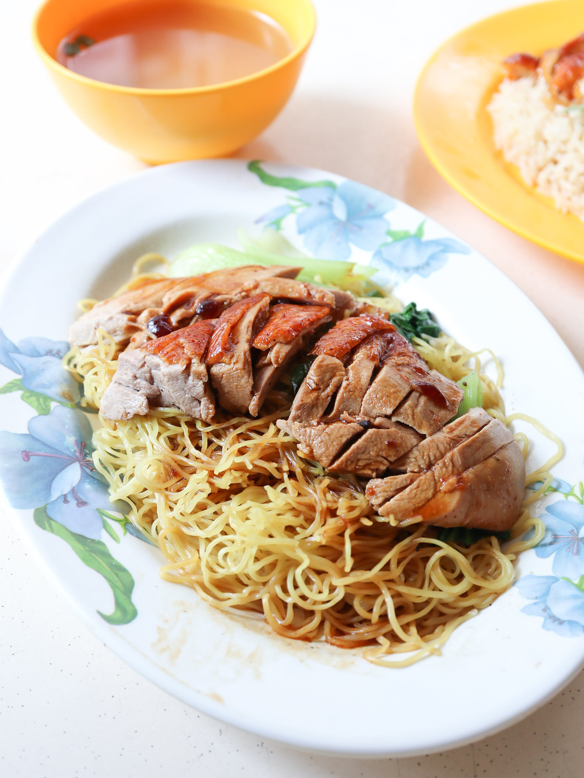 xiang ji roast chicken rice & noodles - roast duck noodle