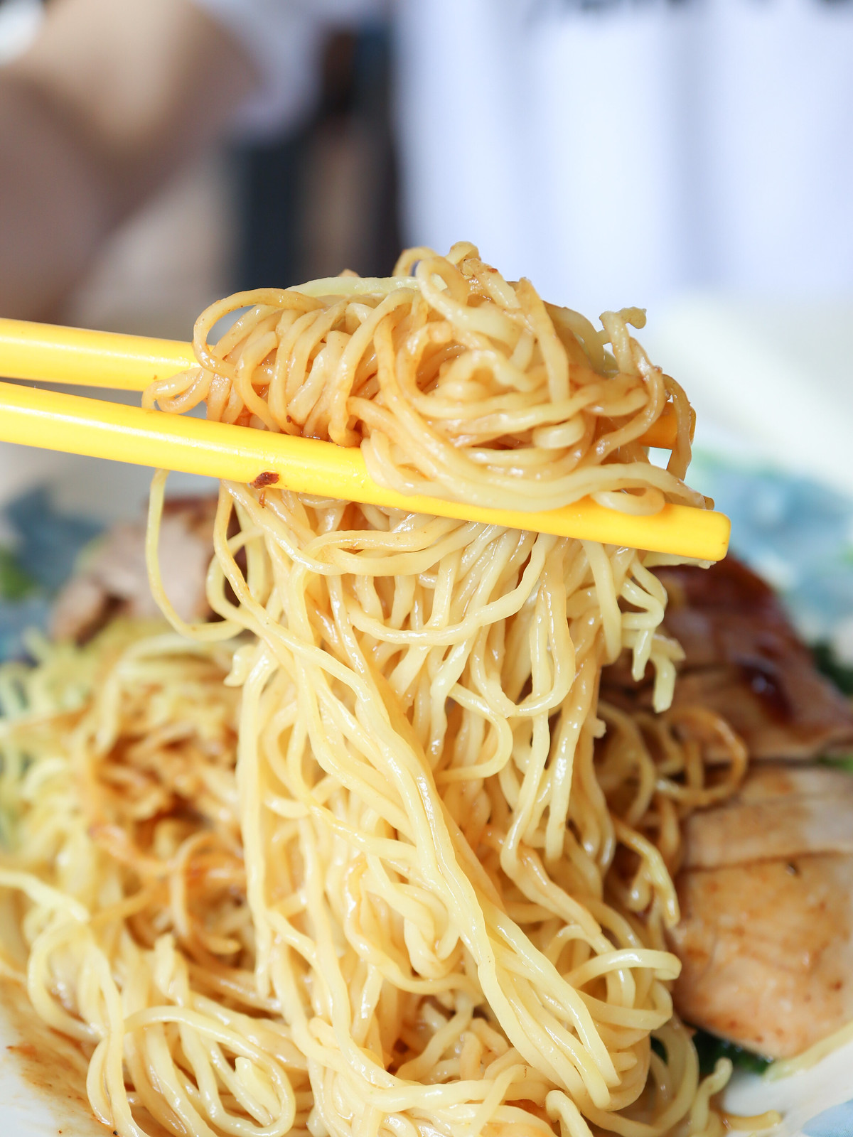xiang ji roast chicken rice & noodles - roast duck noodle lifting