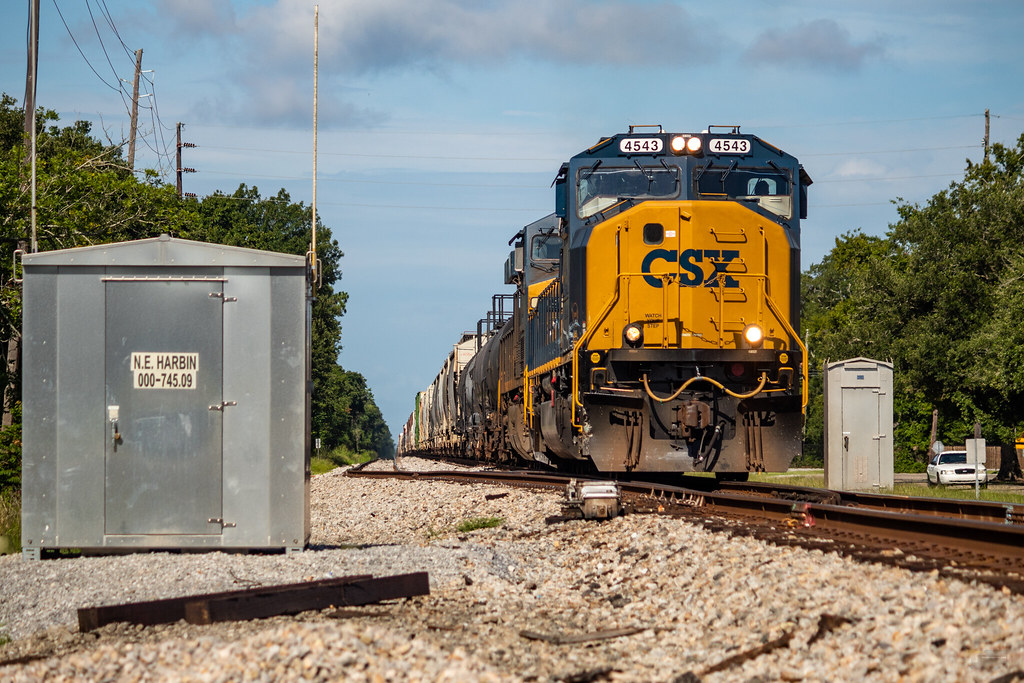 Harbin | CSX 4543 blasts out of Harbin after getting knocked… | Flickr