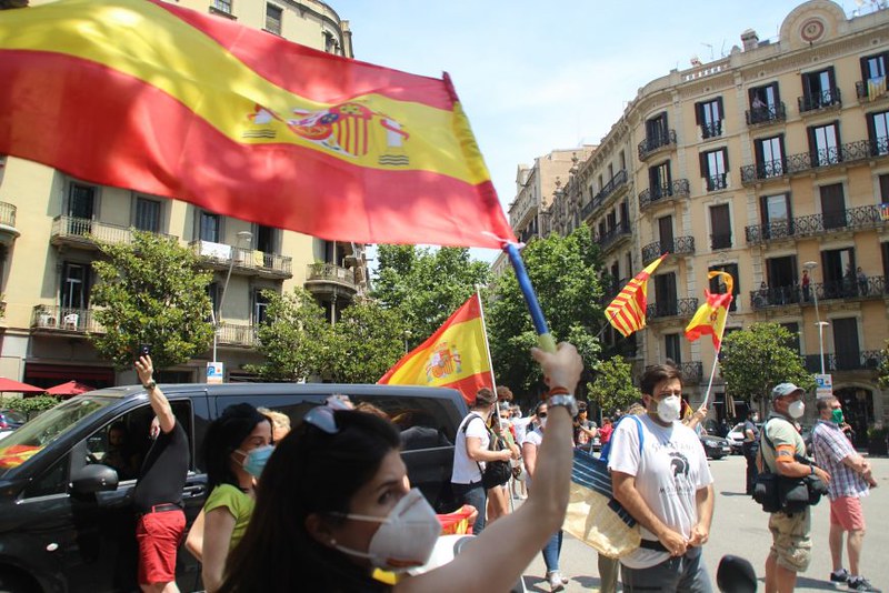 Caravana por la libertad de España y por una fase libertad que organiza VOX en el centro de Barcelona