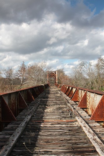 historicbridge railroadbridge trussbridge throughtruss thrutruss pratttruss prattthroughtruss louisvilleandnashvillerailroad ln gilescounty tennessee middletennessee