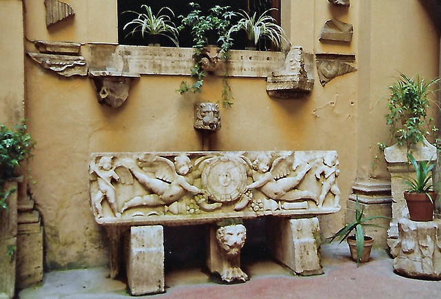 Rom, Via Santa Maria dell'Anima, Innenhof des Istituto Pontificio Teutonico (courtyard of the Papal German College)