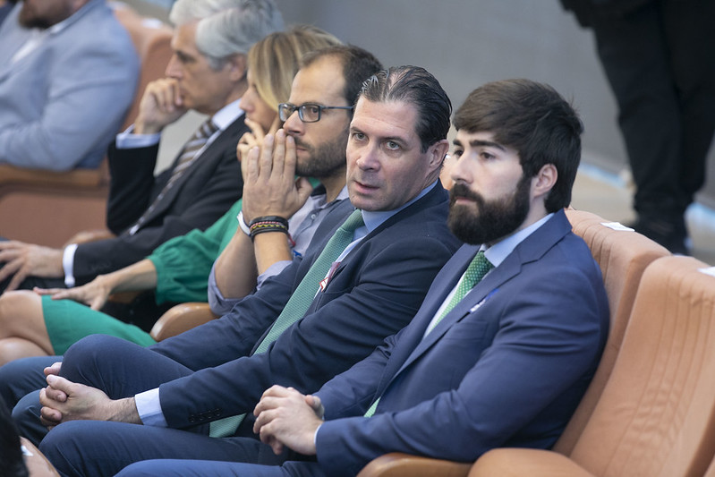 FOTOGRAFÍA. MADRID (ESPAÑA), 14.08.2019. El «Sí» de «Los 12» diputados autonómicos de VOX en la Asamblea de Madrid hace Isabel Ayuso presidente. Ñ Pueblo (29)