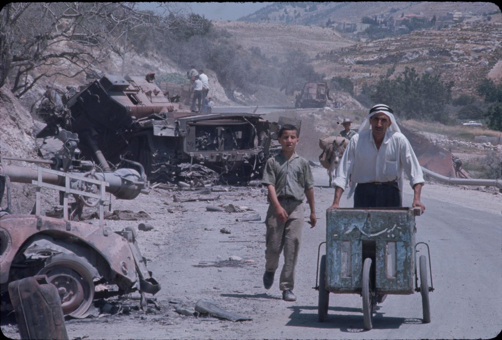 01. 1973. Арабские беженцы бегут из Израиля