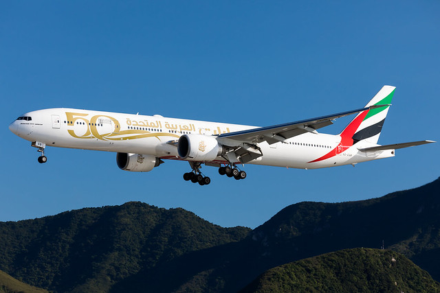 Emirates | A6-EGB