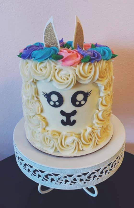 Cake by Sweet Lola's
