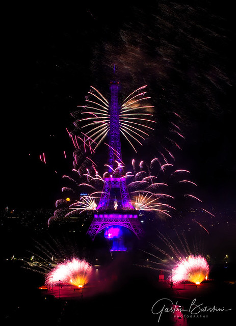 Paris, 14 Juillet, by RUGGIERI fireworks