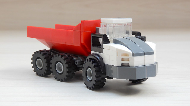 How to Build Lego Articulated Dump Truck TA 230 Litronic - Liebherr (MOC - 4K)