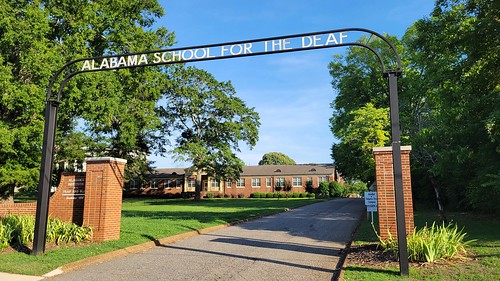 Entry to Alabama School f/t Deaf road @ Talladega, Alabama