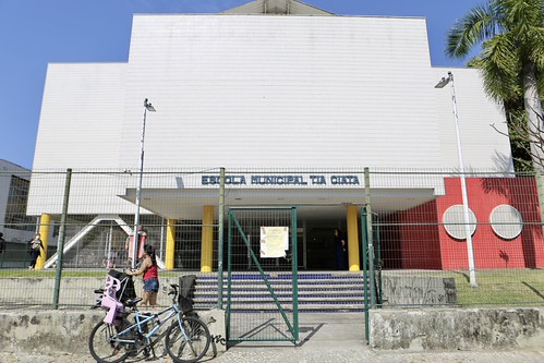 26/07/2022 ((( Digital ))) Escola Municipal Tia Ciata - Fo… | Flickr