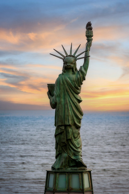 Statue of Liberty (Seattle)