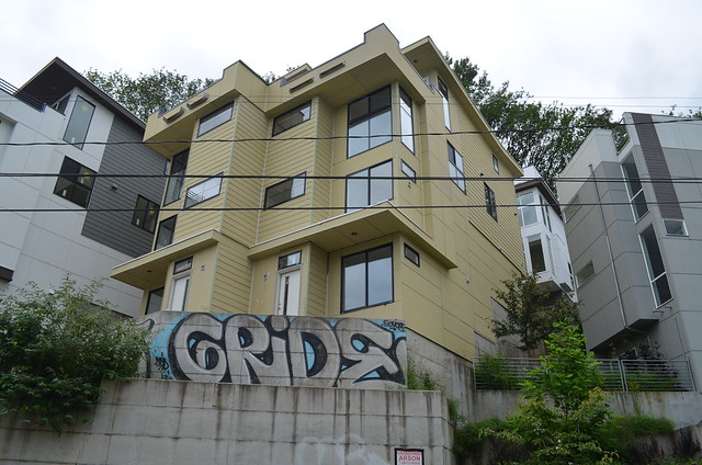 Seattle Graffiti by GRIDE MSP