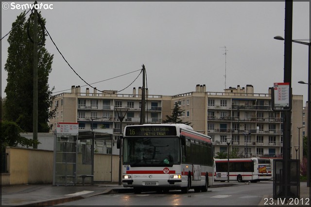 Irisbus Agora Line – Keolis Lyon / TCL (Transports en Commun Lyonnais) n°1232