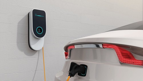 Chegou a vez da Alemanha reduzir os incentivos para elétricos