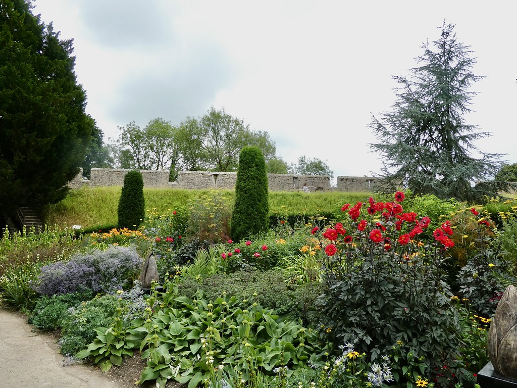 Bishop's Palace Gardens, Wells