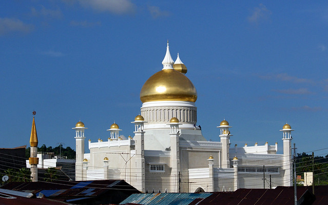 Sultan Omar Ali Saifuddin Mosque.