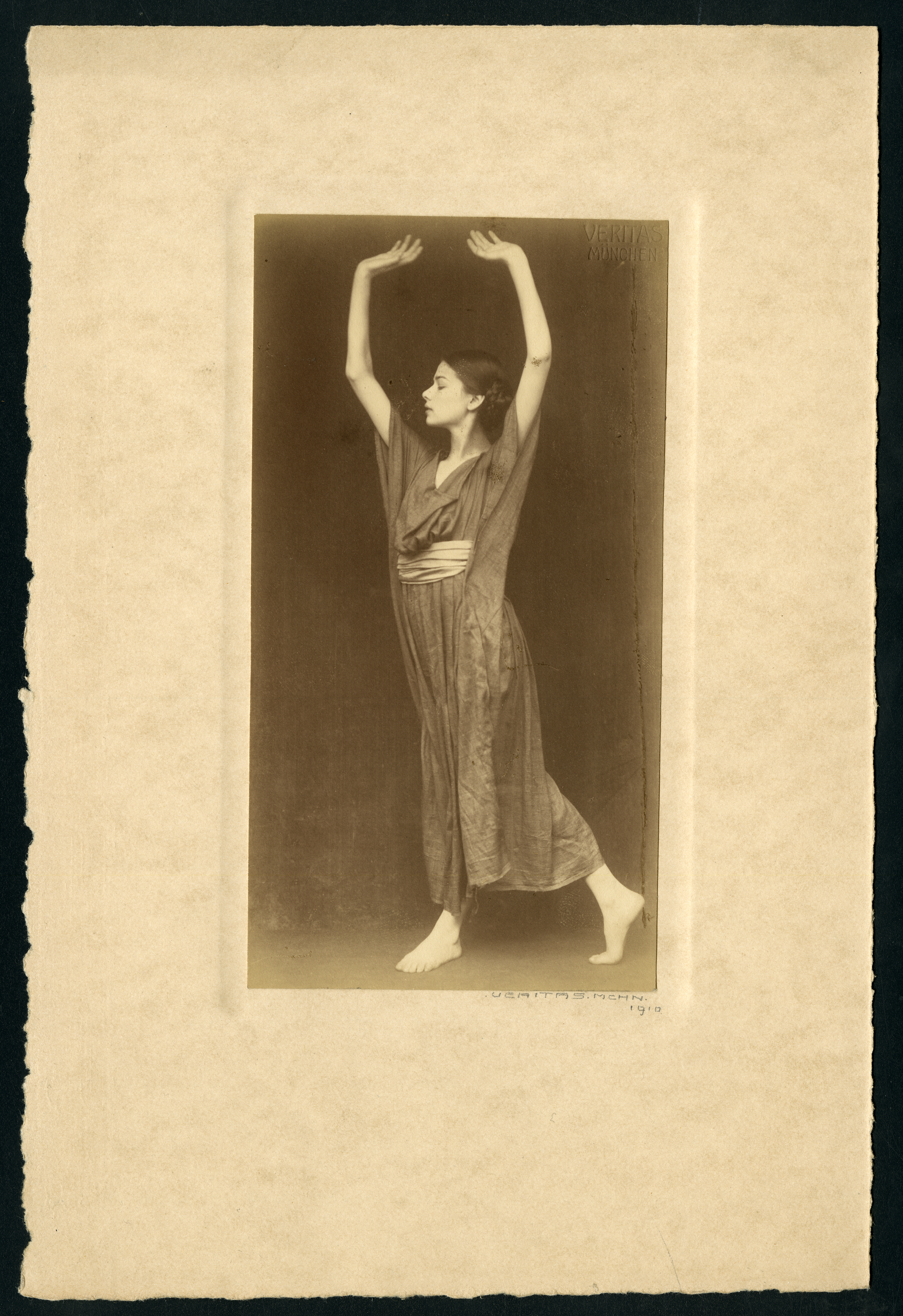 Stephanie Ludwig ~ Atelier Veritas (München) :: “Unidentified expressionist dancer, 1905” (*) | Grainger Museum Online