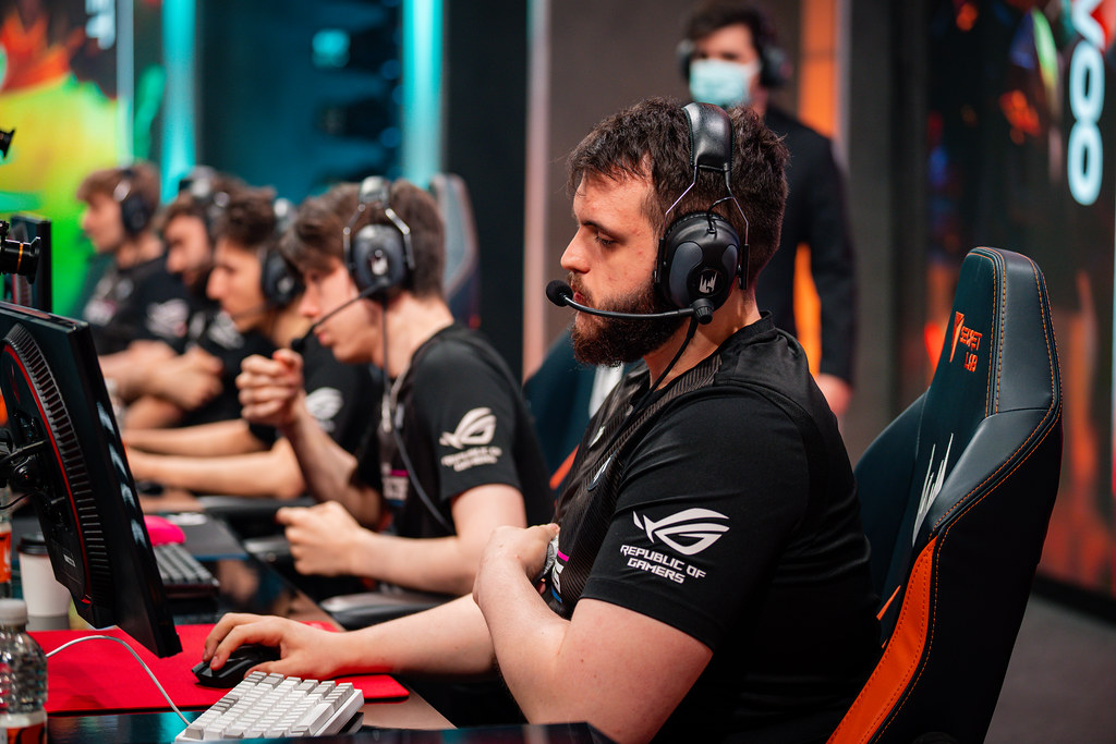 LEC Summer 2022 Week 6