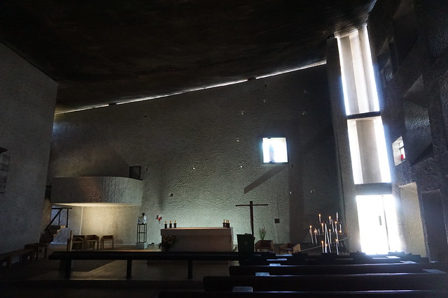 Le Corbusier, Chapelle Notre-Dame du Haut, Ronchamps : Vue intérieure