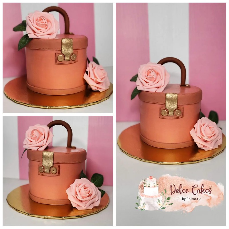 Cake by Dolce Cakes