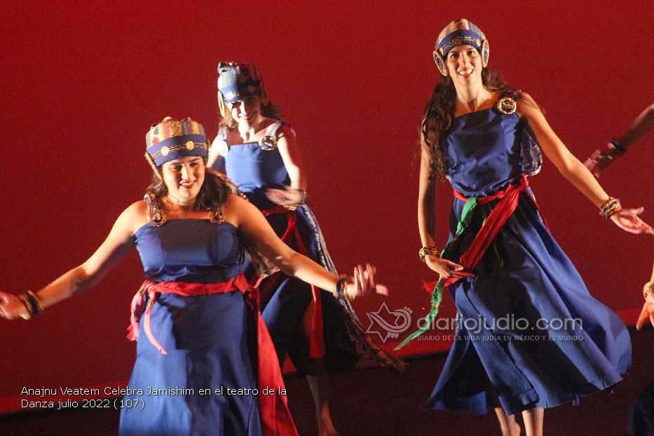 Anajnu Veatem Celebra Jamishim en el teatro de la Danza julio 2022 (107)
