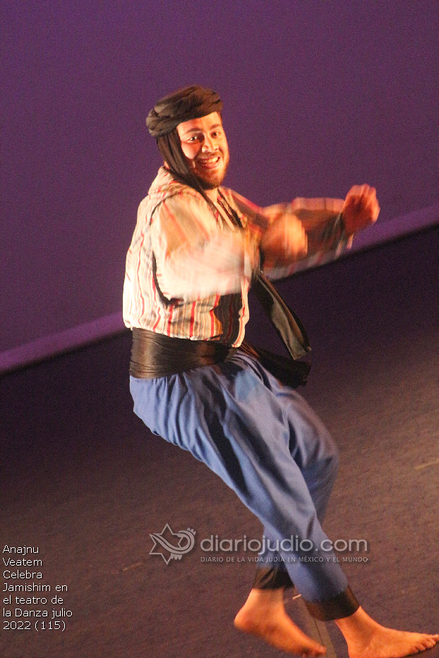 Anajnu Veatem Celebra Jamishim en el teatro de la Danza julio 2022 (115)
