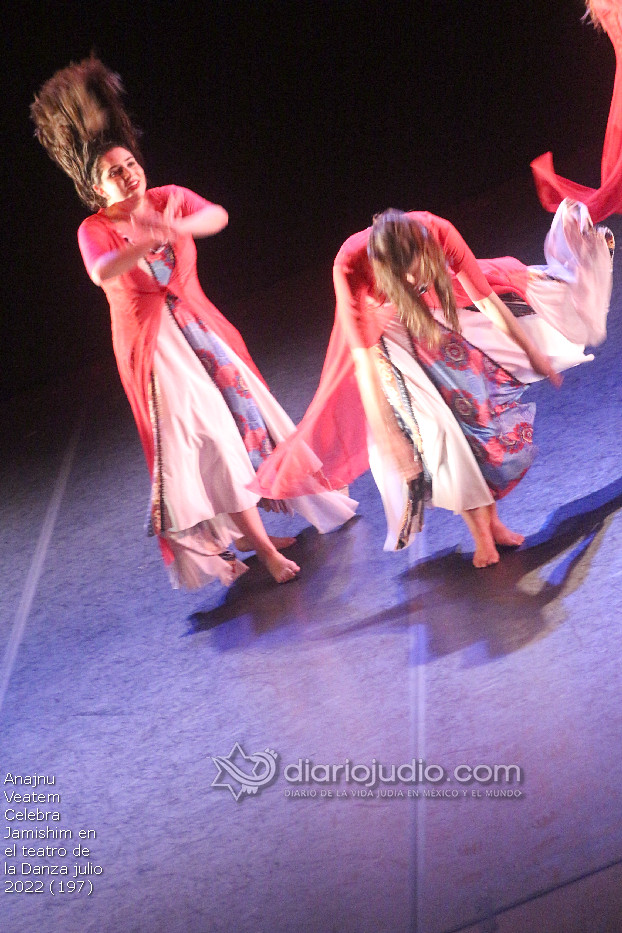 Anajnu Veatem Celebra Jamishim en el teatro de la Danza julio 2022 (197)