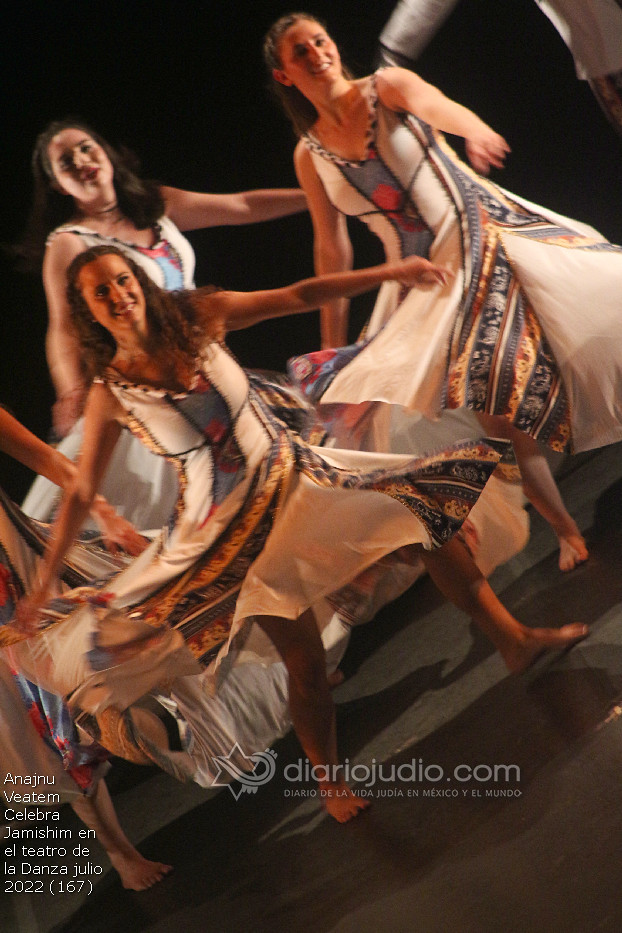 Anajnu Veatem Celebra Jamishim en el teatro de la Danza julio 2022 (167)
