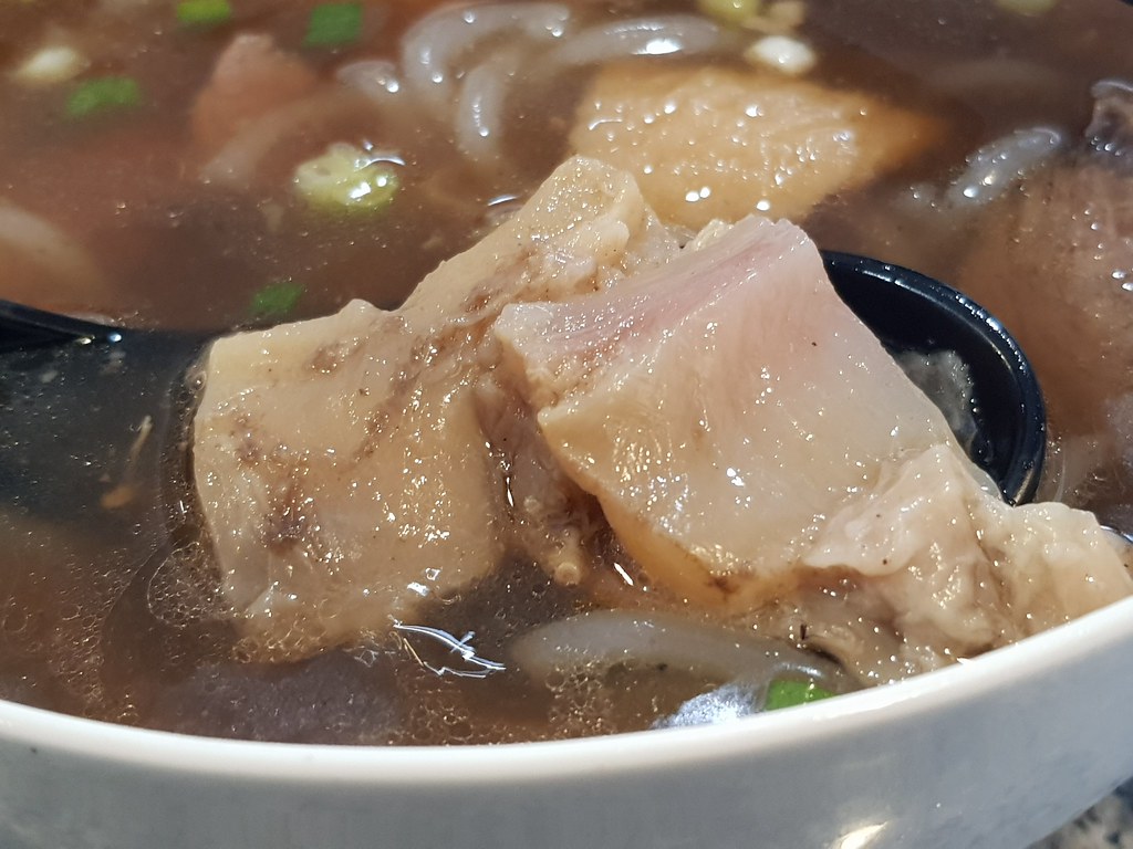 牛肉牛雜全餐宴配瀨粉 Soup All Beef Mix w/Laifun  rm$25.50 @ 東甲牛腩麵(蒲種分店) Tangkak Beef Noodle in Puchong Bandar Puteri