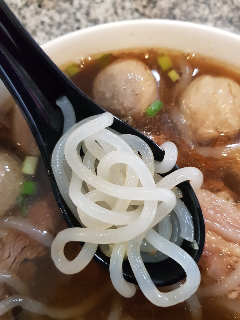 牛肉牛雜全餐宴配瀨粉 Soup All Beef Mix w/Laifun  rm$25.50 @ 東甲牛腩麵(蒲種分店) Tangkak Beef Noodle in Puchong Bandar Puteri