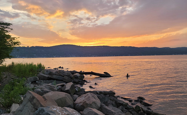 Now that I've restored my 1974 10-speed bike, I enjoy riding it on the Piermont Pier, a linear park which goes halfway out into the Hudson River between Rockland and Westchester Counties in New York. A really sweet sunset took place on July 30 2022.