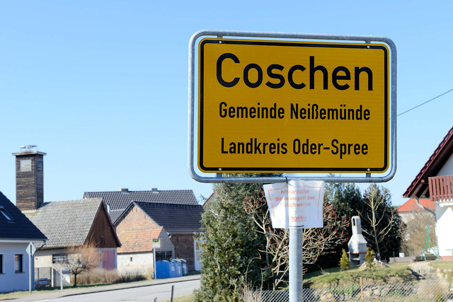 2252 Coschen (niedersorbisch Kóšyna)  ist ein Ortsteil der Gemeinde Neißemünde im Landkreis Oder-Spree im Land Brandenburg.