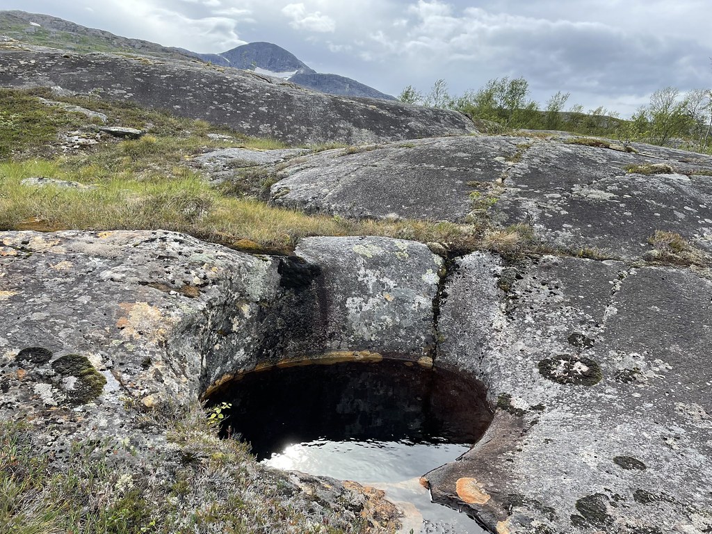 Jet Gerite Jettegryte (giant's kettle) | Wikipedia: Giant's kettle | Flickr