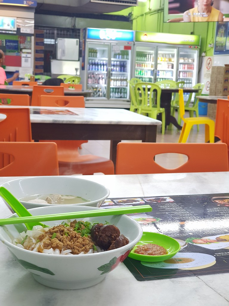 三井莊豬肉丸老鼠粉 Pork ball noodle rm$8 @ 儀德美食中心 Restoran Double D in Puchong Bandar Puteri