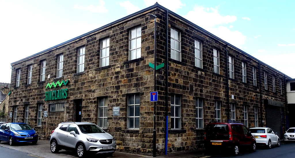 [111458] Otley : Sinclairs | Sinclairs, Silvine Works, North… | Flickr