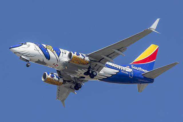 Southwest Airlines Boeing 737-7H4 #36918 