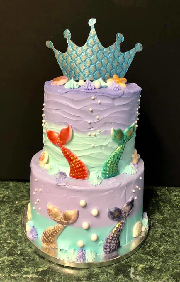 Cake by Aunt May’s Cakes & Confections