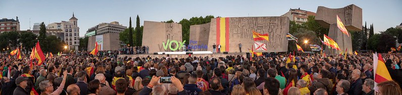 FOTOGRAFÍA. MADRID (PLAZA DE COLÓN), 26.04.2019. Mitin de cierre de campaña de (VOX) en Madrid. Ñ Pueblo (6)
