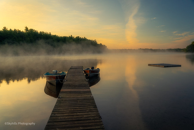Early morning tranquility at Rock Island Lake.